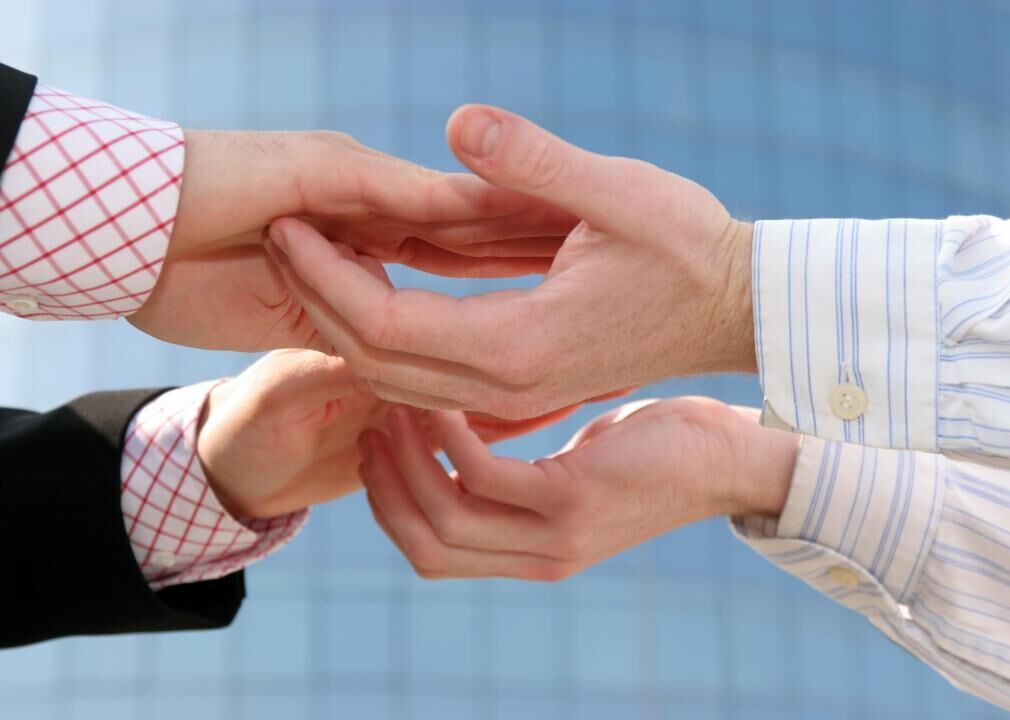 Slap hands